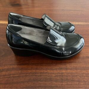 Alegria Emma Black Waxy Loafer Sz EU 40, US 9.5-10